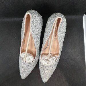 New in box rhinestone studded ladies Lauren Lorraine heels Size 10